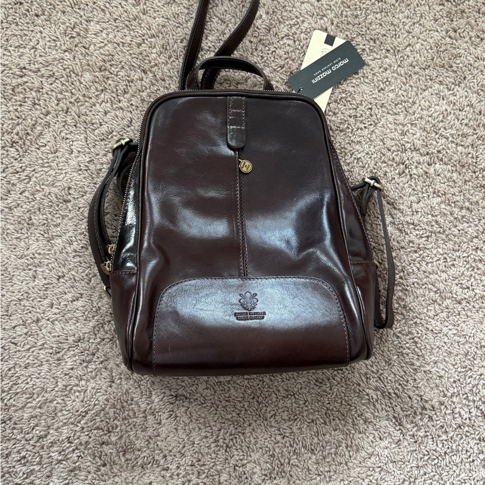 Luxurious Dark Brown Leather Backpack